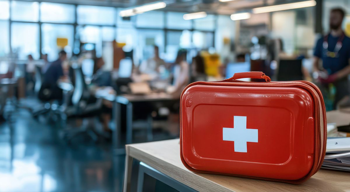 Infortunio sul lavoro | cassetta primo soccorso